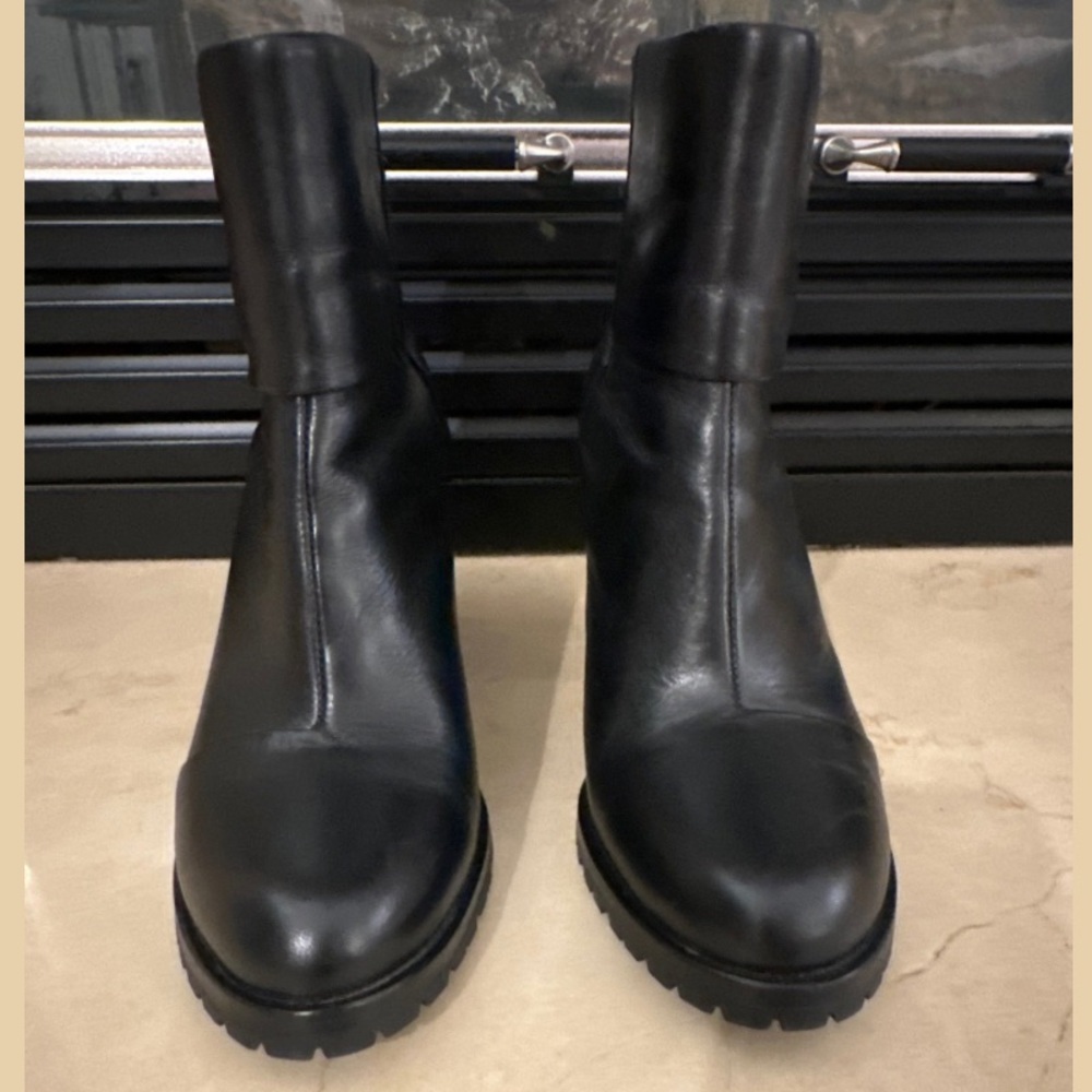 Rag & Bone Newbury 2.0 Black Leather Ankle Heel Boots size 37.5 US 7.5 - Picture 3 of 16